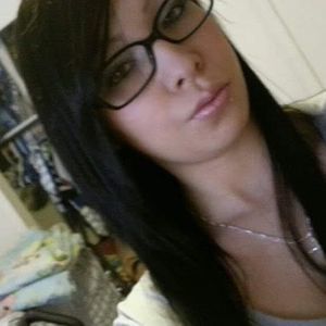 Meet your Posher, Joella